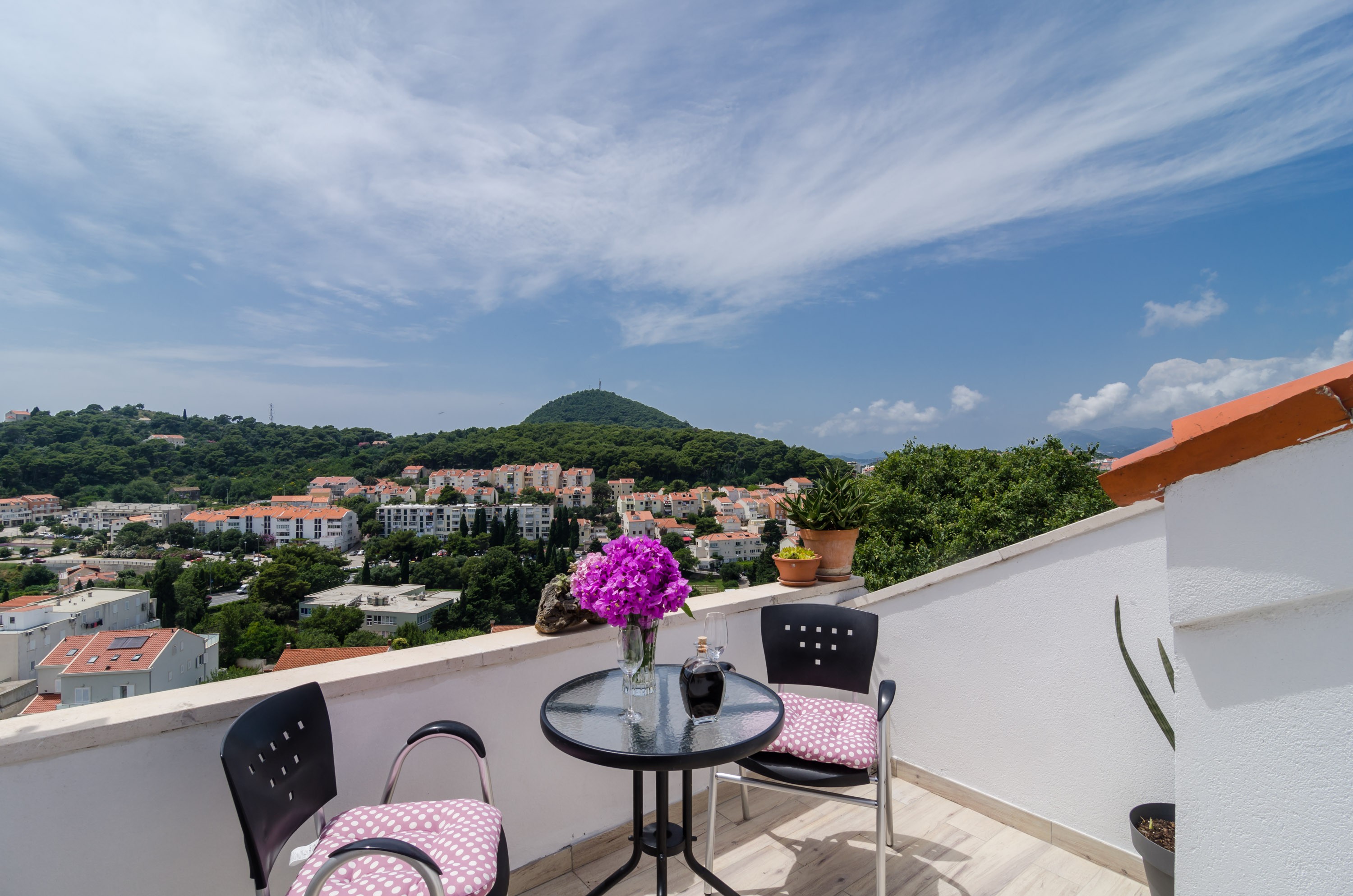 Apartment Emma - Two Bedroom Apartment with Balcon   Dubrovnik