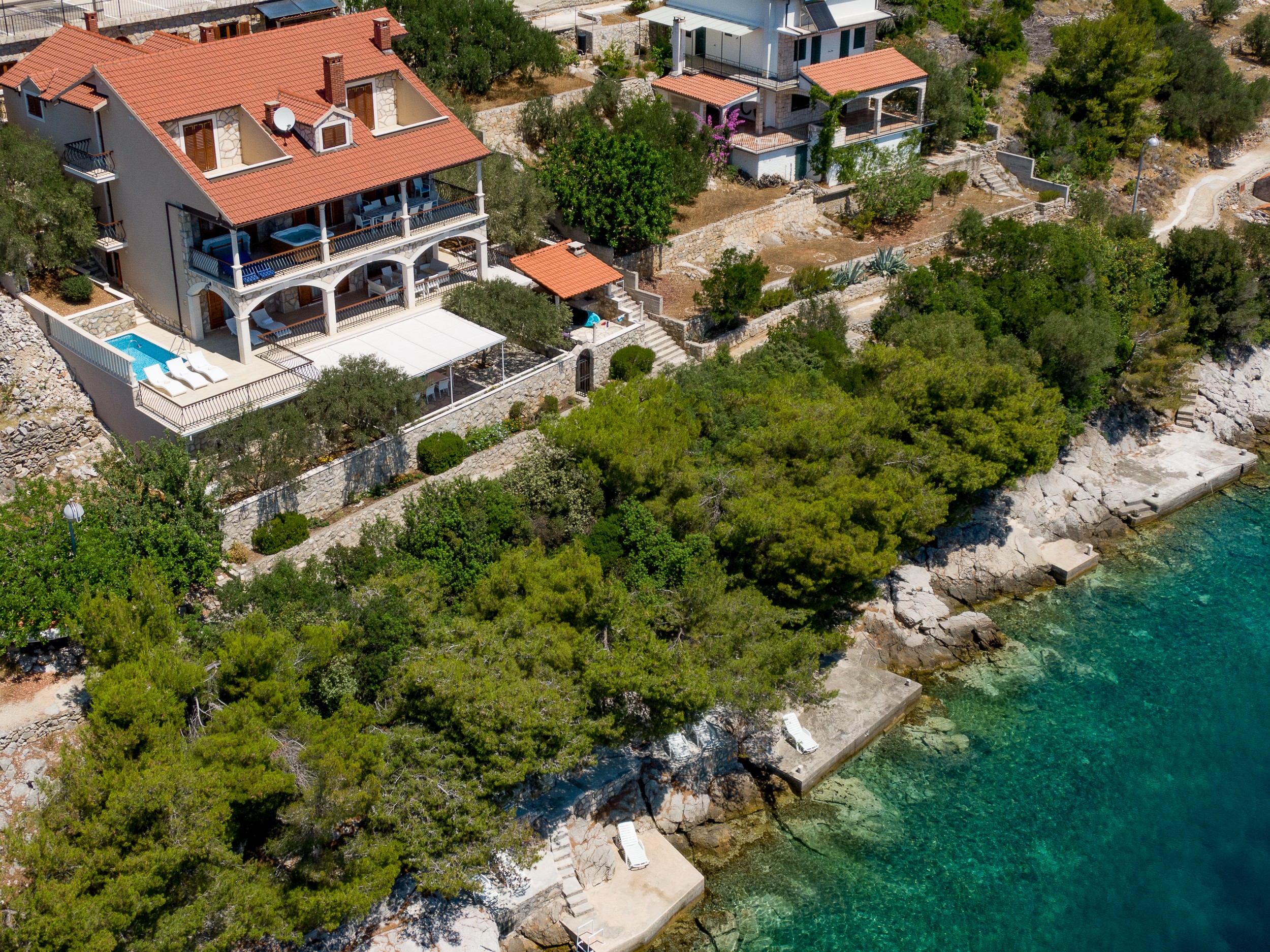 Villa Amfora- Six Bedroom Villa with Terrace and S  in Dalmatien