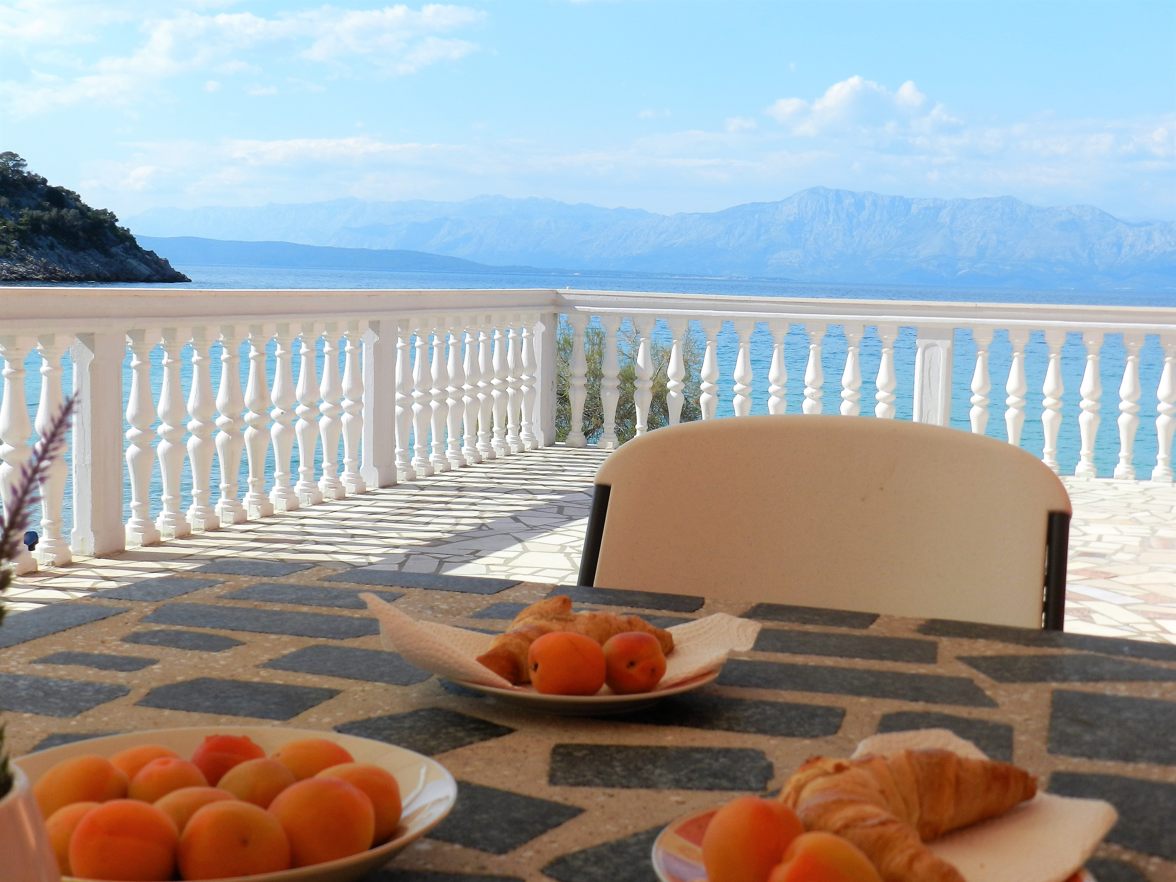 Beach apartment for 6+3 persons with balcony of 15 Ferienwohnung in Kroatien