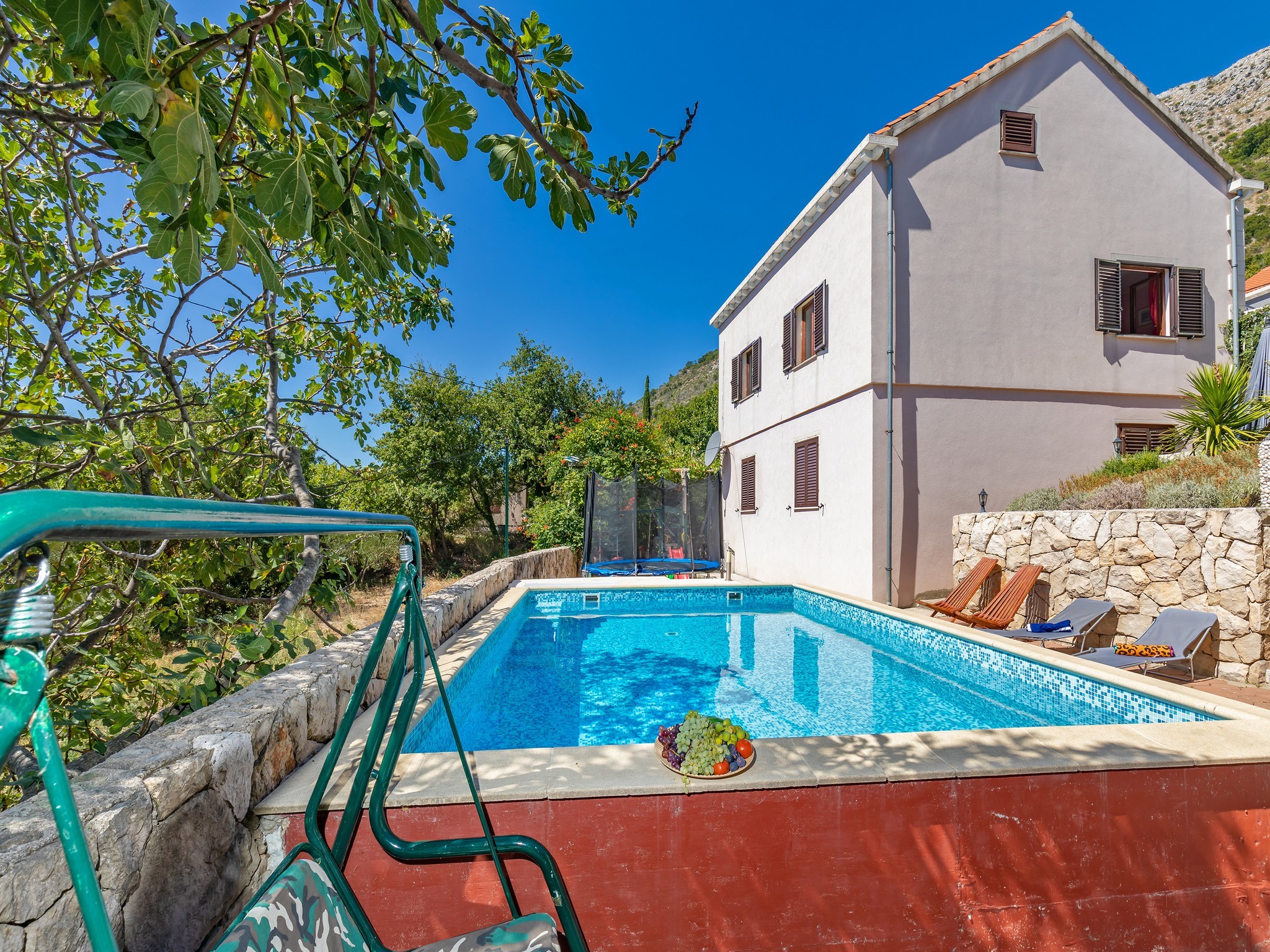 Apartment Mileta - Two Bedroom Apartment with Swim  in Dalmatien