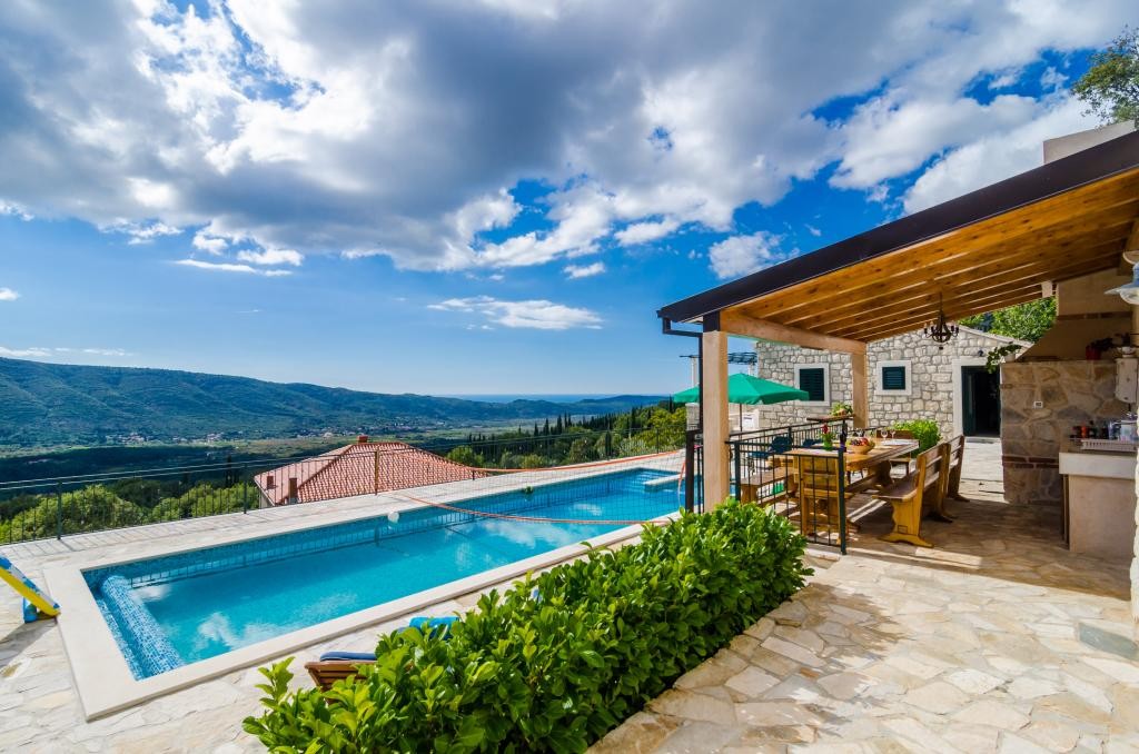 Villa Falcon Rook - Four-Bedroom Villa with Terrac  in Kroatien