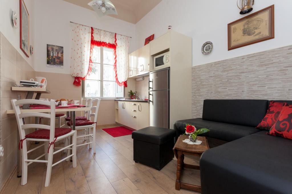 Villa Iveta - Two-Bedroom Apartment with Terrace a Ferienwohnung  Dubrovnik