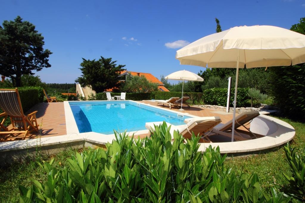 Villa Boskovic - Four-Bedroom Villa with Swimming    Cilipi