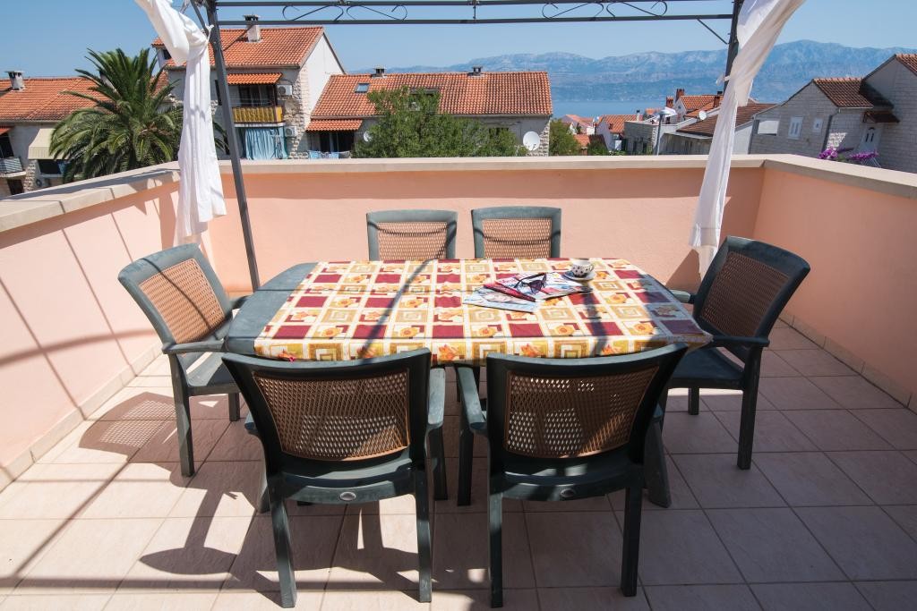 Apartments Batinic - Two Bedroom Apartment with Te   Supetar