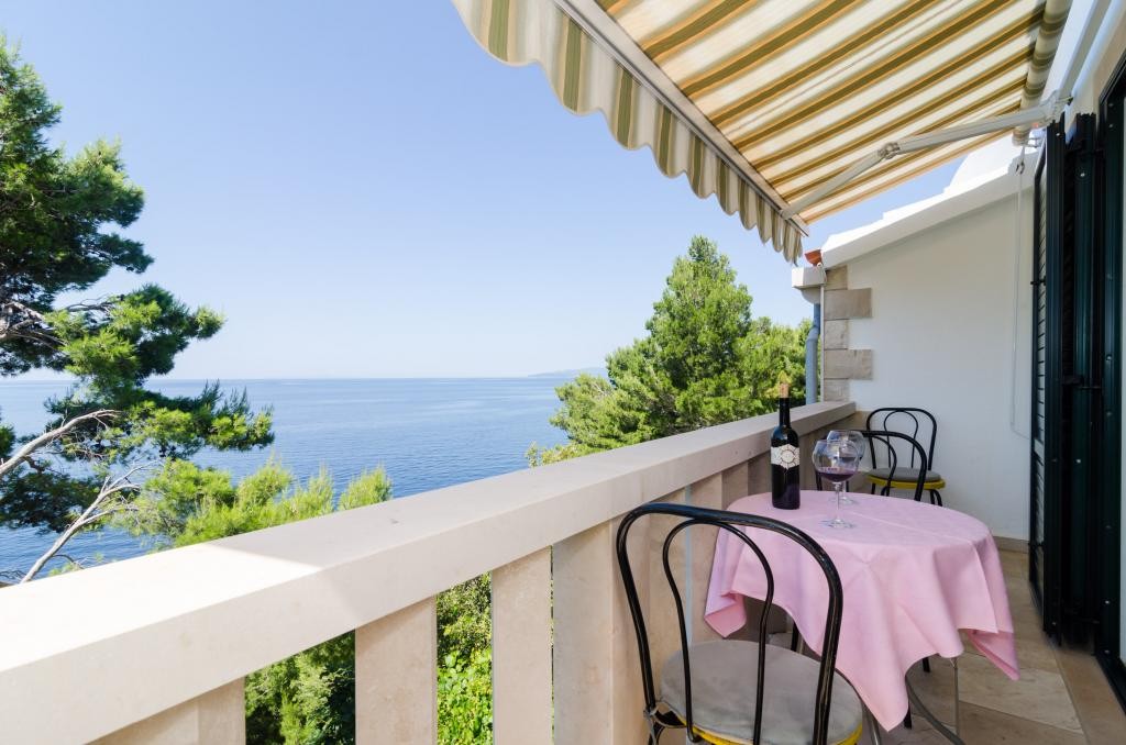 Apartments Plavac Mali- Two Bedroom Apartment with  in Dalmatien