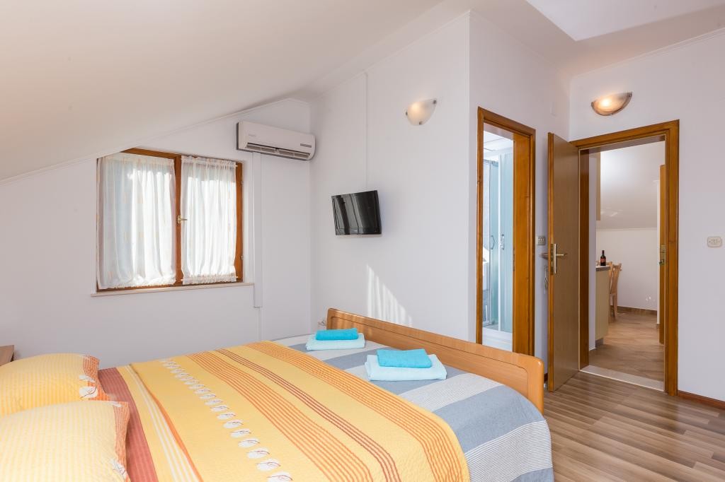 Apartments Memuni? - One Bedroom Apartment with Ga   Insel Peljesac
