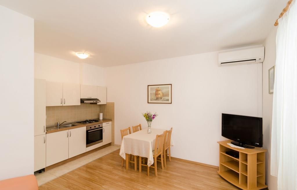 Apartments Ivan - One-Bedroom Apartment with Balco   Dubrovnik