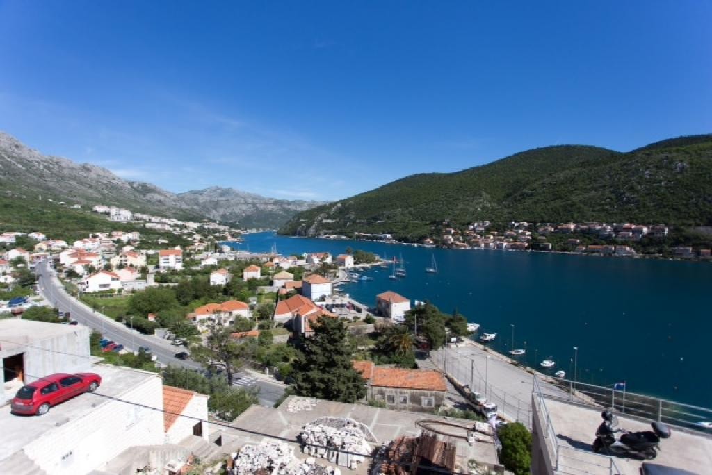 Apartment Any - One Bedroom Apartment with Terrace   Dubrovnik Riviera