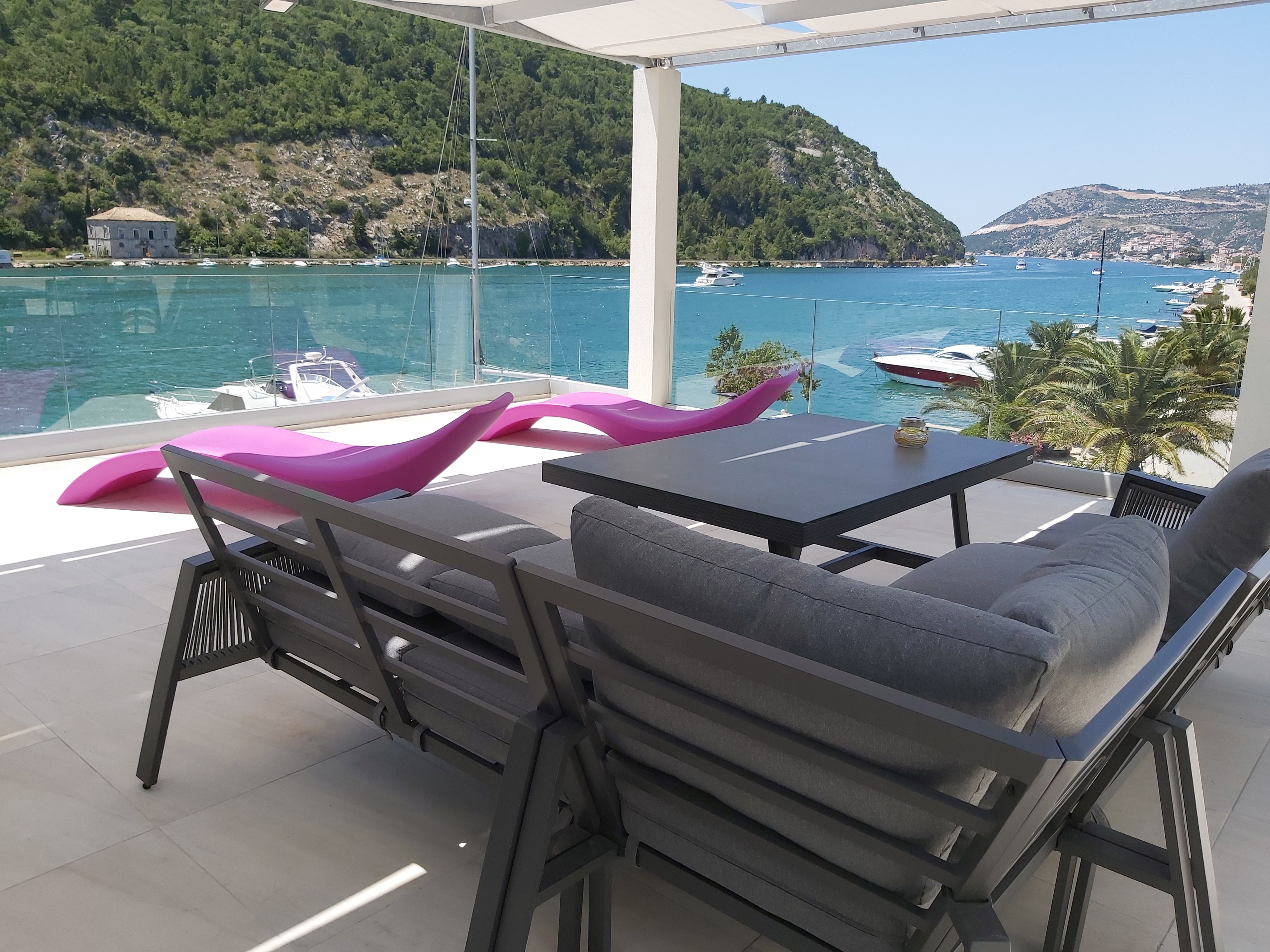 Villa Riva - Five Bedroom Villa with Pool and Sea    Dubrovnik Riviera