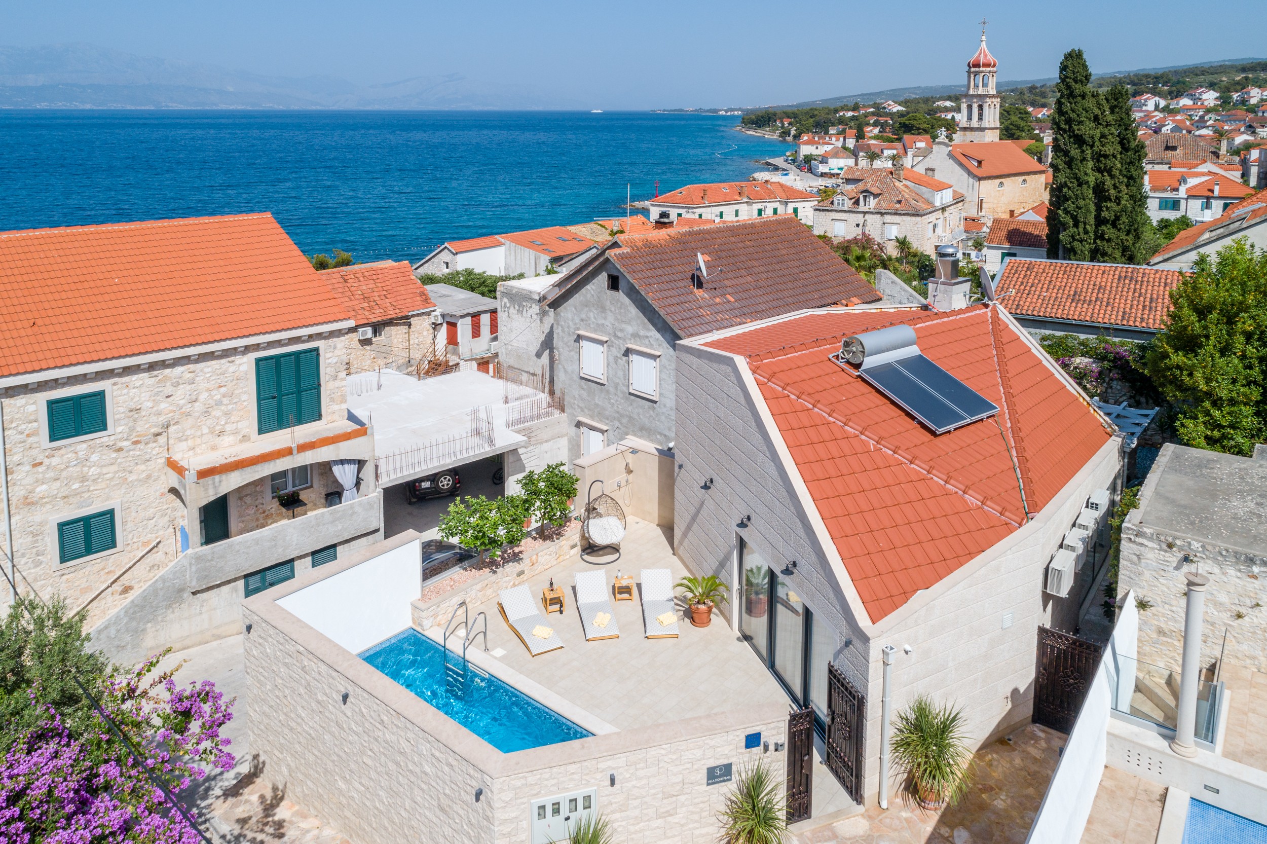 Villa Stone Pearl - Two Bedroom Holiday House with   Insel Brac